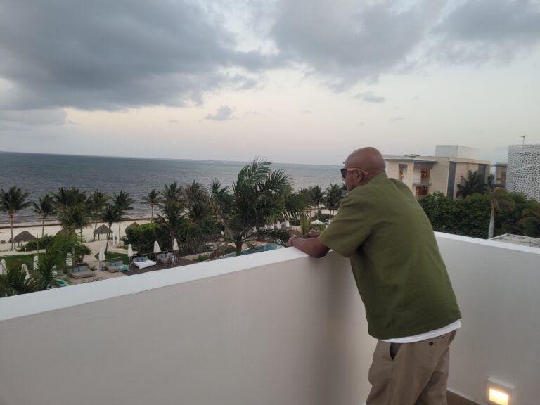 Why the DJI Osmo Pocket 3 is the Ultimate Professional Setup for New Vloggers